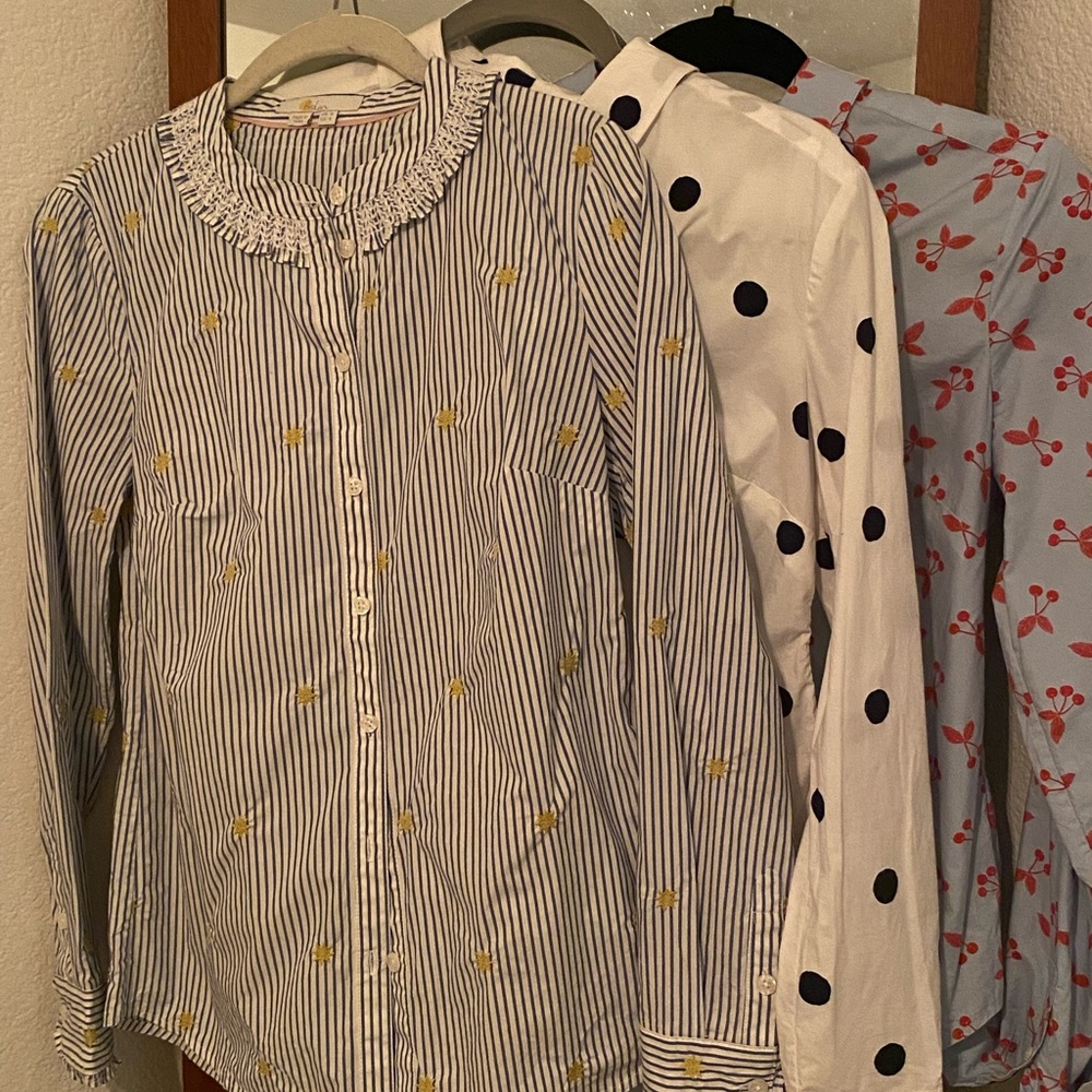 Boden Classic Button-Down Shirt - embroidered blue pinstripe